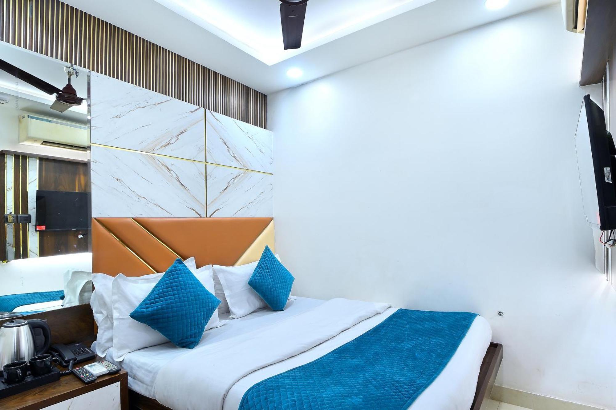 Hotel Nav Durga "2 Walking From New Delhi Railway Station" Kültér fotó