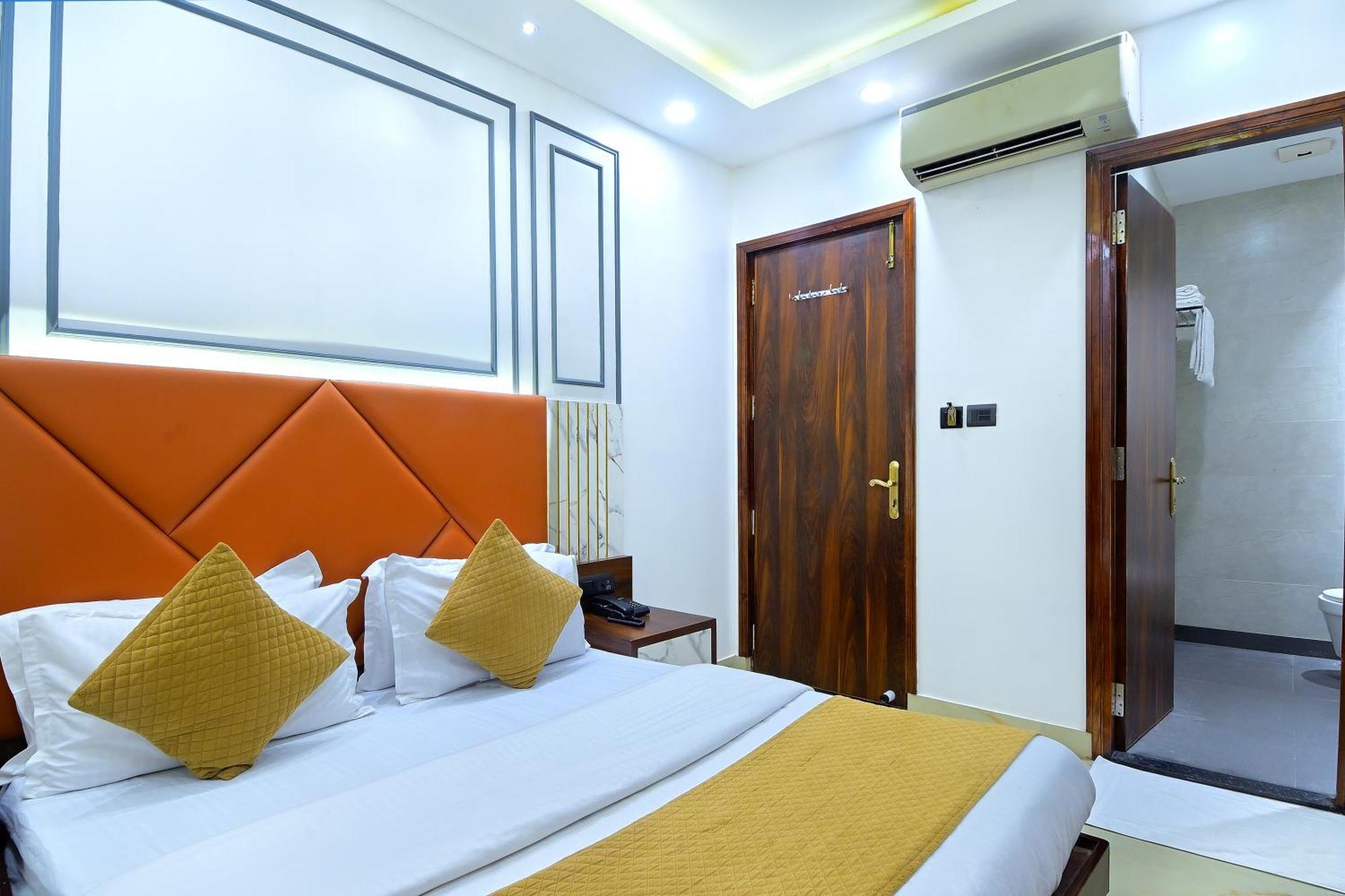 Hotel Nav Durga "2 Walking From New Delhi Railway Station" Kültér fotó