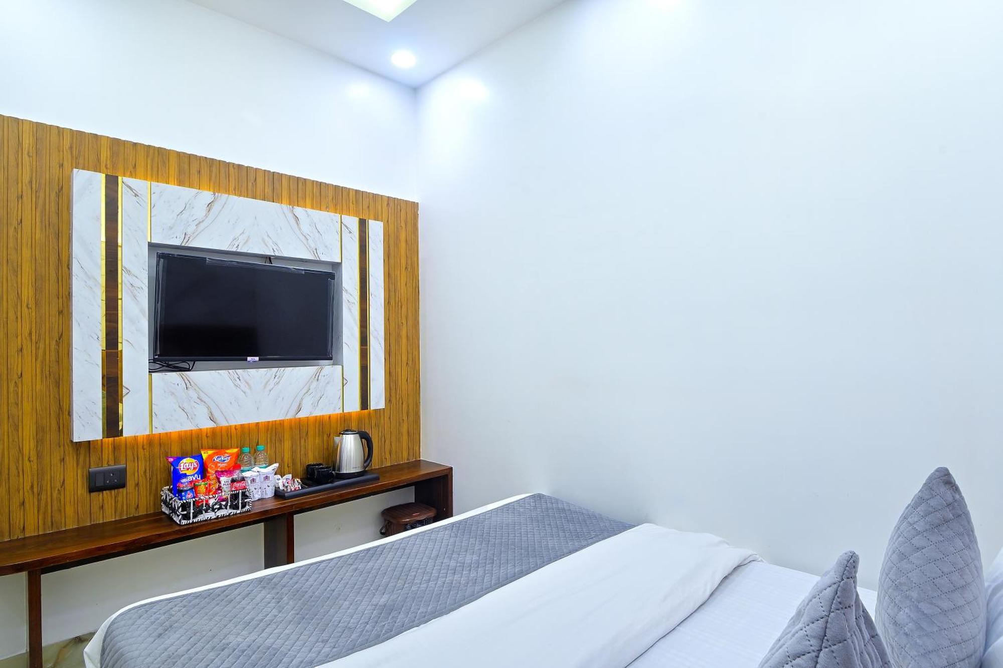 Hotel Nav Durga "2 Walking From New Delhi Railway Station" Kültér fotó